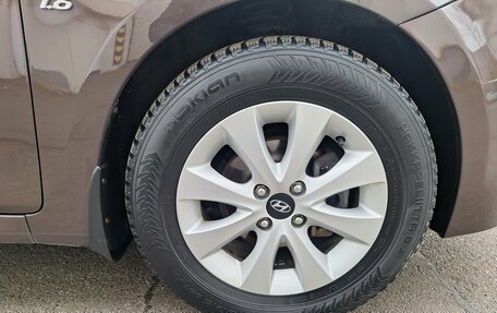 Hyundai Solaris II рестайлинг, 2016 год, 865 000 рублей, 18 фотография
