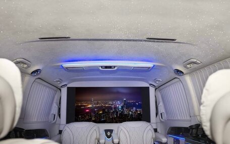 Mercedes-Benz V-Класс, 2024 год, 24 500 000 рублей, 16 фотография
