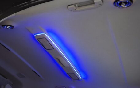 Mercedes-Benz V-Класс, 2024 год, 24 500 000 рублей, 21 фотография