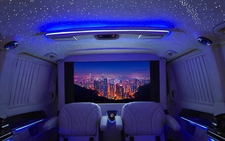 Mercedes-Benz V-Класс, 2024 год, 24 500 000 рублей, 23 фотография