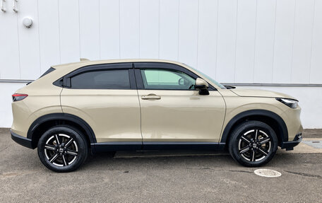 Honda Vezel, 2023 год, 1 680 000 рублей, 4 фотография