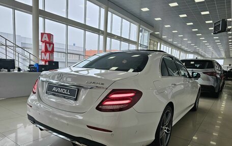 Mercedes-Benz E-Класс, 2016 год, 3 389 000 рублей, 10 фотография