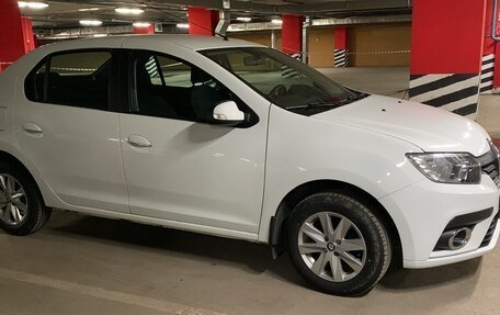Renault Logan II, 2021 год, 970 000 рублей, 1 фотография