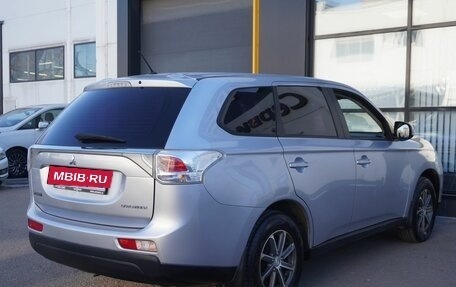 Mitsubishi Outlander III рестайлинг 3, 2012 год, 1 200 000 рублей, 5 фотография