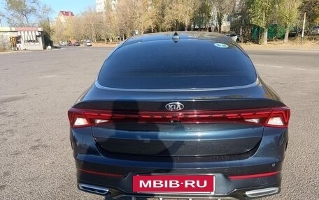 KIA K5, 2021 год, 2 200 000 рублей, 5 фотография