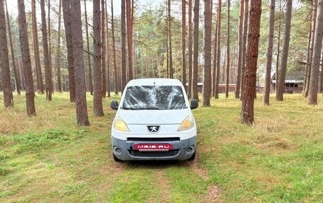 Peugeot Partner II рестайлинг 2, 2011 год, 380 000 рублей, 3 фотография