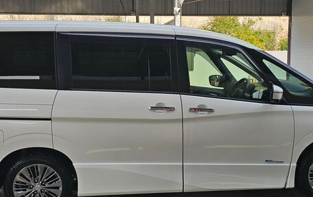 Nissan Serena IV, 2017 год, 1 680 000 рублей, 4 фотография