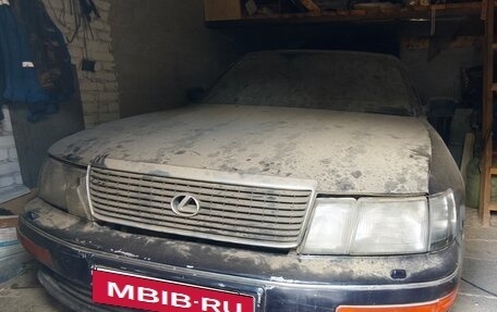 Lexus LS III, 1993 год, 330 000 рублей, 1 фотография