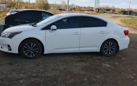 Toyota Avensis III рестайлинг, 2012 год, 1 100 000 рублей, 3 фотография