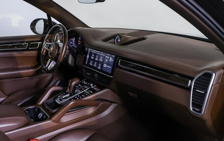 Porsche Cayenne III, 2018 год, 5 295 000 рублей, 10 фотография
