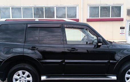 Mitsubishi Pajero IV рестайлинг 2, 2011 год, 1 800 000 рублей, 10 фотография