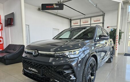 Volkswagen Tiguan, 2025 год, 6 099 000 рублей, 2 фотография