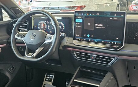 Volkswagen Tiguan, 2025 год, 6 099 000 рублей, 22 фотография