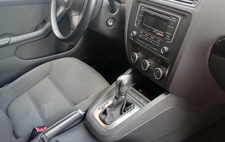Volkswagen Jetta VII, 2014 год, 1 230 000 рублей, 10 фотография
