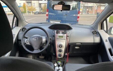 Toyota Yaris III, 2007 год, 670 000 рублей, 12 фотография