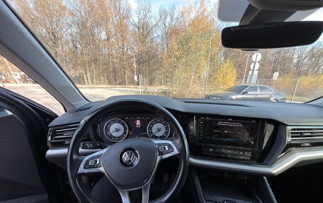 Volkswagen Touareg III, 2020 год, 4 400 000 рублей, 10 фотография