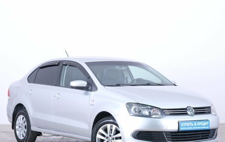 Volkswagen Polo VI (EU Market), 2013 год, 949 000 рублей, 2 фотография