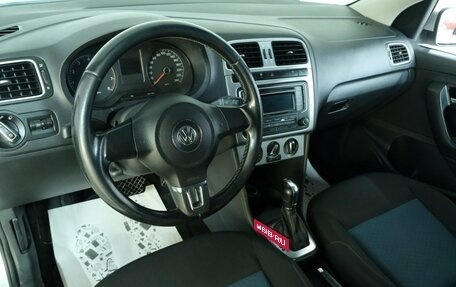 Volkswagen Polo VI (EU Market), 2013 год, 949 000 рублей, 12 фотография