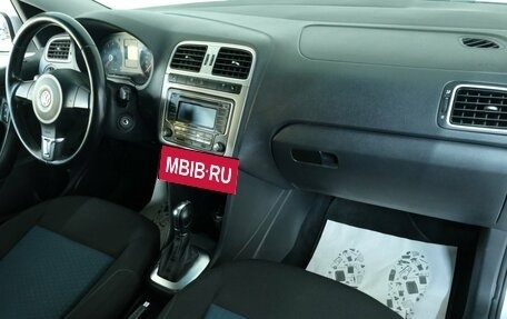 Volkswagen Polo VI (EU Market), 2013 год, 949 000 рублей, 19 фотография