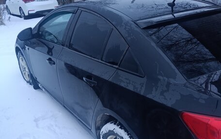 Chevrolet Cruze II, 2011 год, 750 000 рублей, 4 фотография