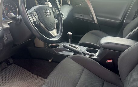 Toyota RAV4, 2014 год, 1 895 000 рублей, 15 фотография