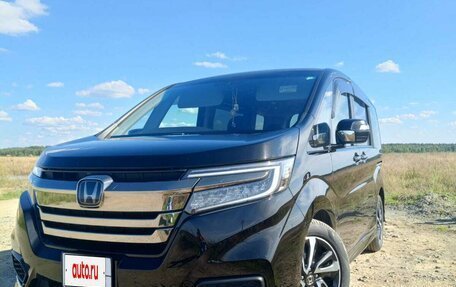 Honda Stepwgn IV рестайлинг, 2020 год, 2 650 рублей, 2 фотография
