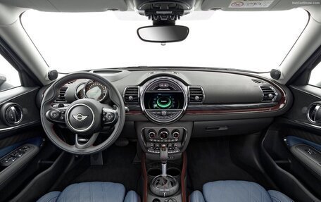 MINI Clubman, 2022 год, 1 760 000 рублей, 10 фотография