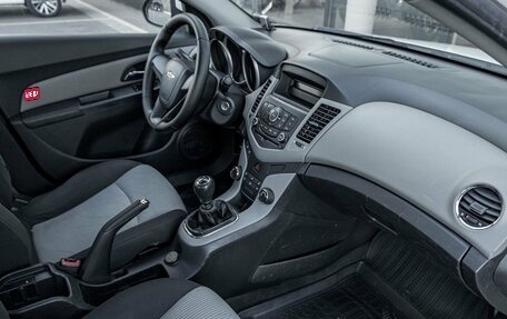 Chevrolet Cruze II, 2011 год, 673 900 рублей, 6 фотография