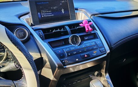 Lexus NX I, 2015 год, 1 950 000 рублей, 3 фотография