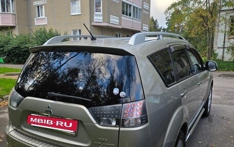 Mitsubishi Outlander III рестайлинг 3, 2008 год, 950 000 рублей, 4 фотография