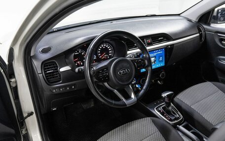 KIA Rio IV, 2019 год, 1 399 000 рублей, 10 фотография