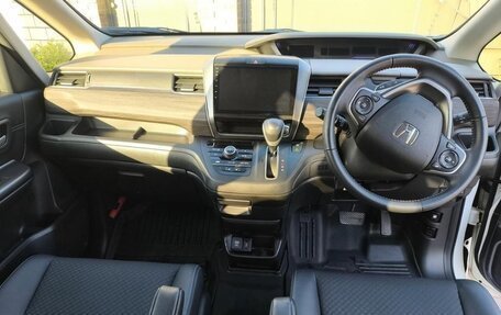 Honda Freed II, 2022 год, 1 355 000 рублей, 8 фотография