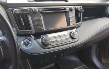 Toyota RAV4, 2013 год, 1 920 000 рублей, 6 фотография