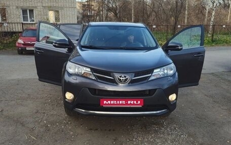 Toyota RAV4, 2013 год, 1 920 000 рублей, 12 фотография