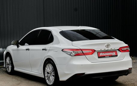 Toyota Camry, 2021 год, 3 250 000 рублей, 8 фотография