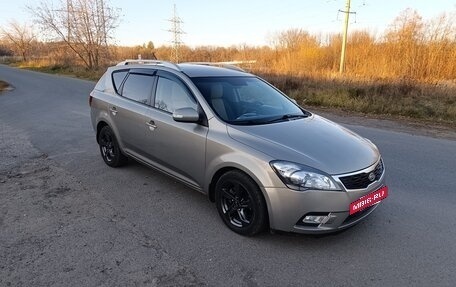 KIA cee'd I рестайлинг, 2011 год, 645 000 рублей, 2 фотография