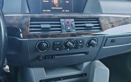 BMW 5 серия, 2004 год, 1 100 000 рублей, 10 фотография