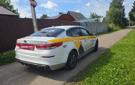 KIA Optima IV рестайлинг, 2019 год, 1 000 000 рублей, 3 фотография