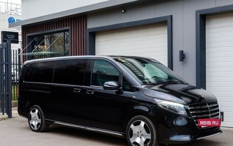 Mercedes-Benz V-Класс, 2023 год, 11 900 000 рублей, 13 фотография