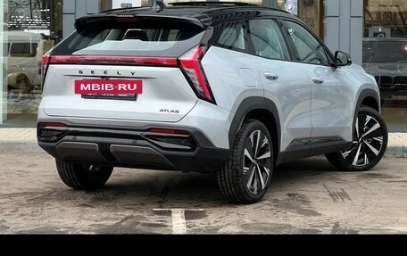 Geely Atlas, 2024 год, 2 780 000 рублей, 3 фотография