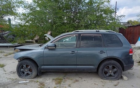 Volkswagen Touareg III, 2005 год, 222 300 рублей, 2 фотография