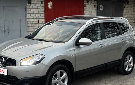 Nissan Qashqai+2 I, 2010 год, 970 000 рублей, 1 фотография
