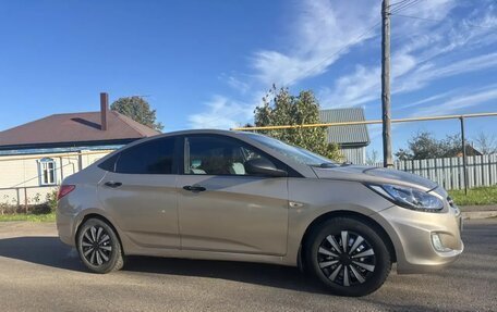Hyundai Solaris II рестайлинг, 2011 год, 485 000 рублей, 5 фотография
