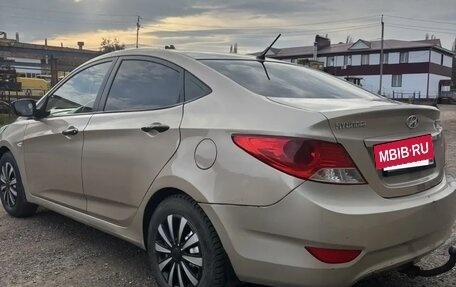 Hyundai Solaris II рестайлинг, 2011 год, 485 000 рублей, 7 фотография