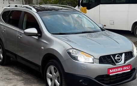 Nissan Qashqai+2 I, 2010 год, 970 000 рублей, 2 фотография