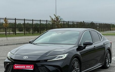 Toyota Camry, 2024 год, 3 600 000 рублей, 2 фотография