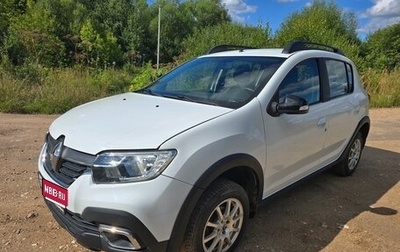 Renault Sandero II рестайлинг, 2019 год, 899 000 рублей, 1 фотография
