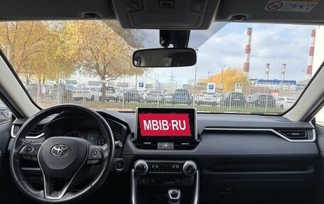 Toyota RAV4, 2019 год, 3 550 000 рублей, 17 фотография