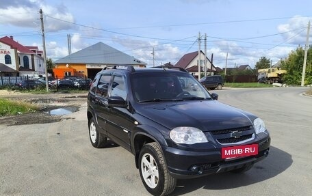 Chevrolet Niva I рестайлинг, 2015 год, 600 000 рублей, 3 фотография