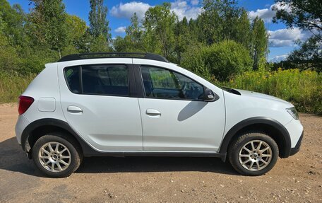 Renault Sandero II рестайлинг, 2019 год, 899 000 рублей, 8 фотография